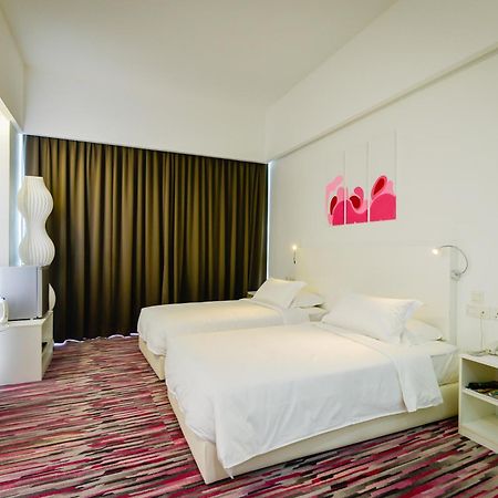 Pegasus Hotel שאה אלאם מראה חיצוני תמונה
