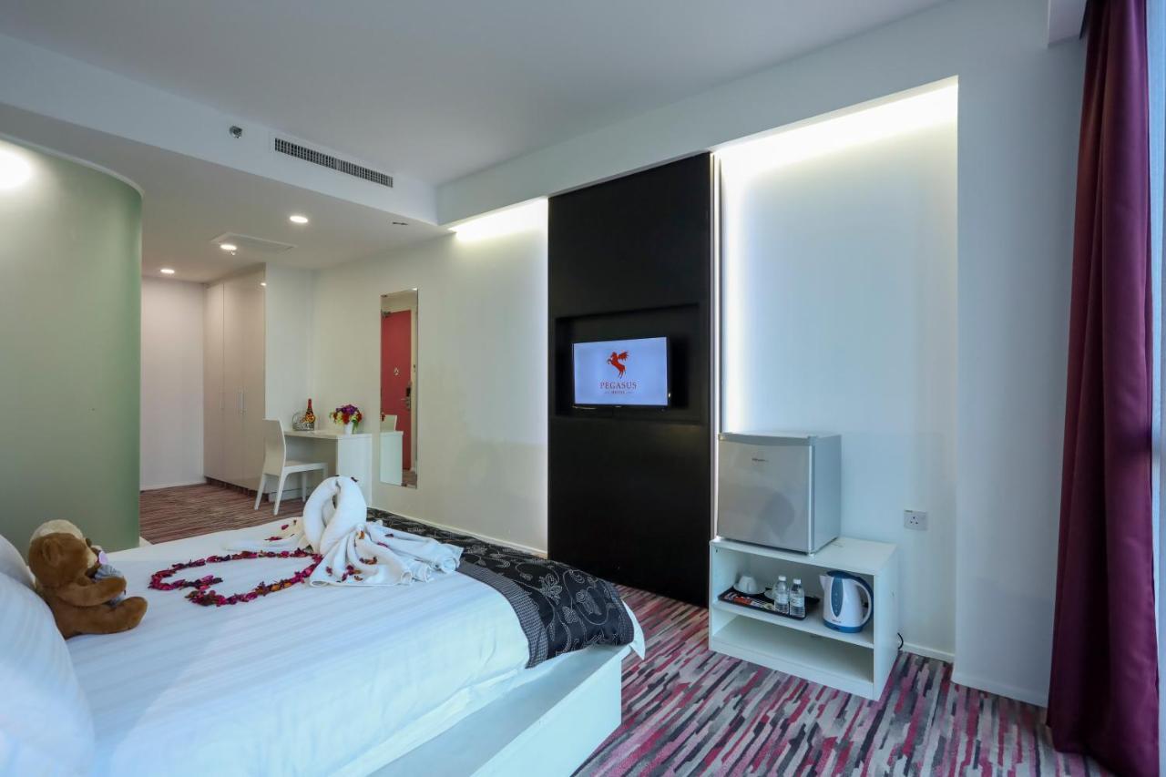 Pegasus Hotel שאה אלאם מראה חיצוני תמונה