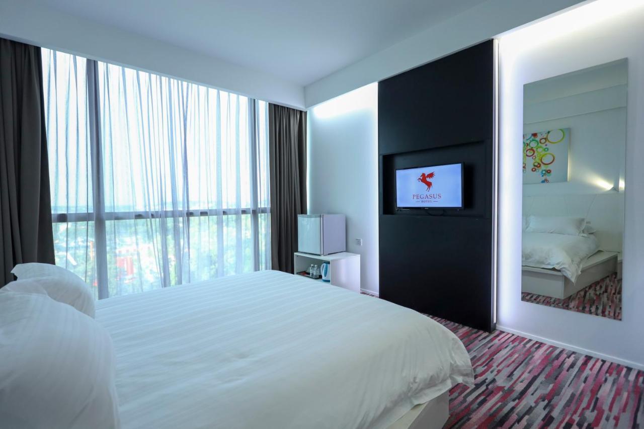 Pegasus Hotel שאה אלאם מראה חיצוני תמונה
