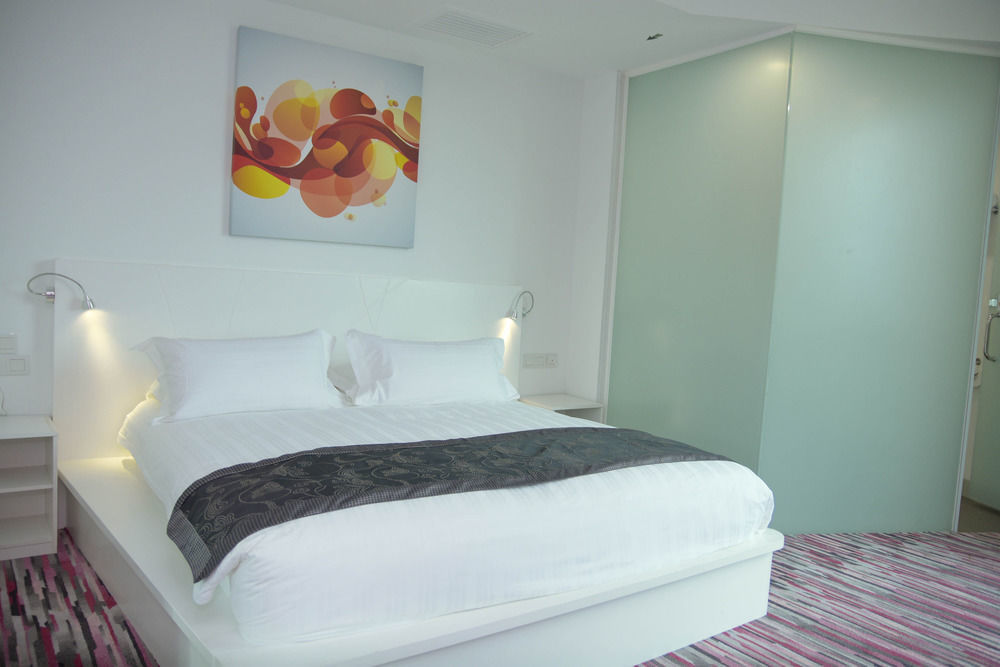 Pegasus Hotel שאה אלאם מראה חיצוני תמונה