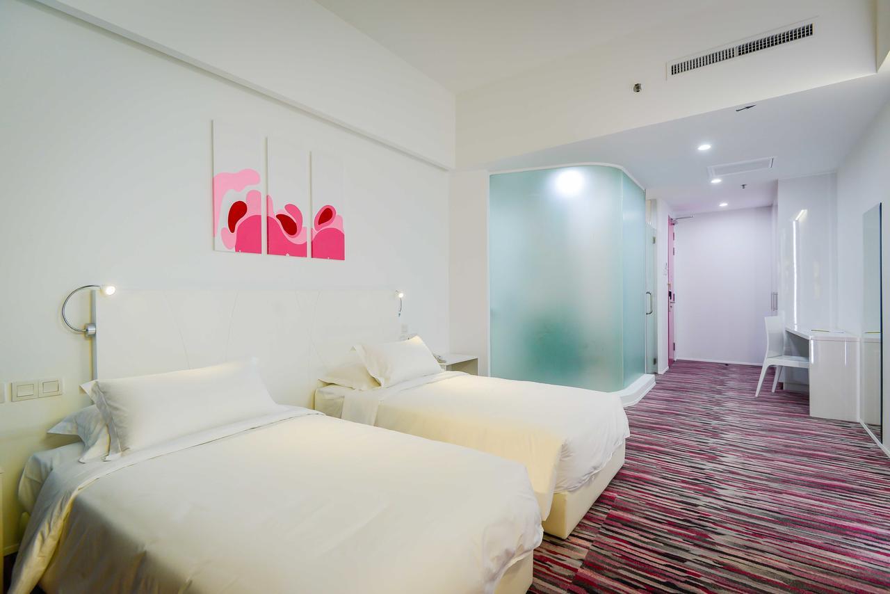 Pegasus Hotel שאה אלאם מראה חיצוני תמונה